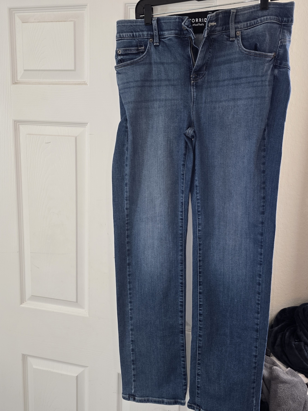torrid Dark Blue Straight Leg Jeans Sz 14T.